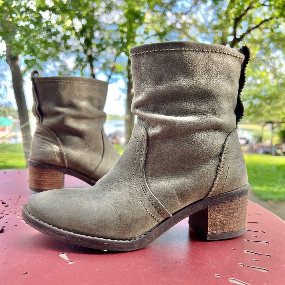 Ankle Boots — Olive Green by Bull Boxer